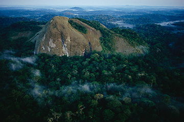 加蓬比亚文克机场三字代码(BAW),比亚文克机场(Biawonque airport)四字码,加蓬机场三字码查询