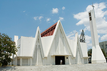 利比里亚沃因贾马机场三字代码(VOI),沃因贾马机场(Voinjama airport)四字码,利比里亚机场三字码查询